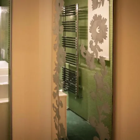 Grand Canal Diamond *