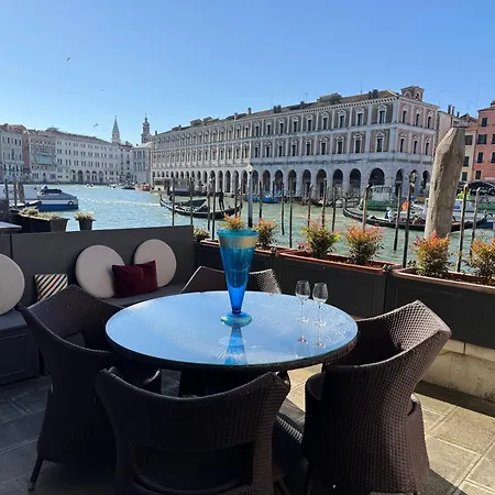Апартаменты Grand Canal Diamond